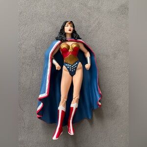 DC Direct Infinite Crisis Action Figure Series 2 Wonder Woman Loose.